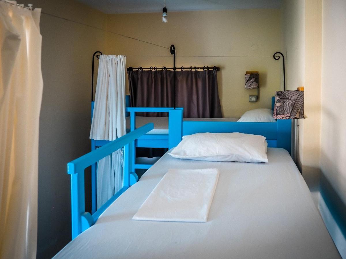 Sun Bakers Hostel Himare Buitenkant foto