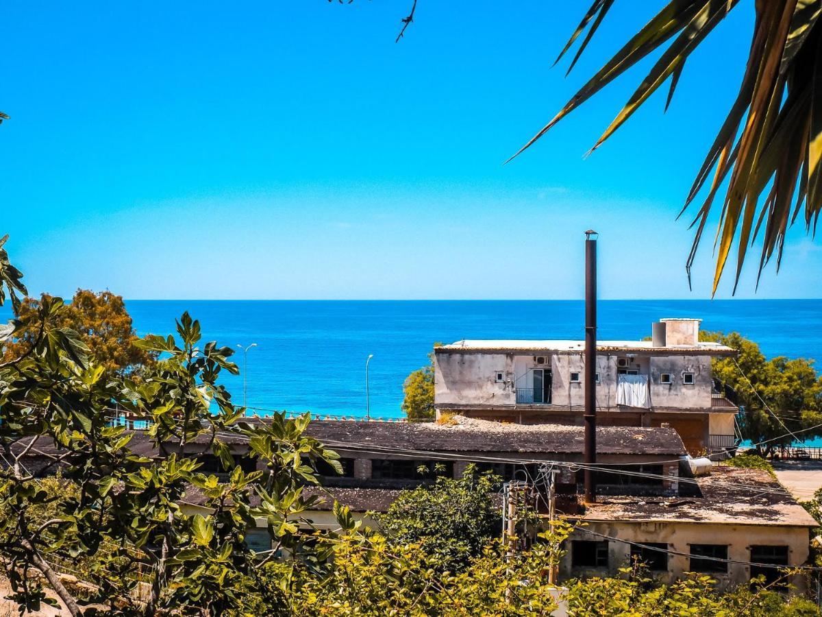 Sun Bakers Hostel Himare Buitenkant foto